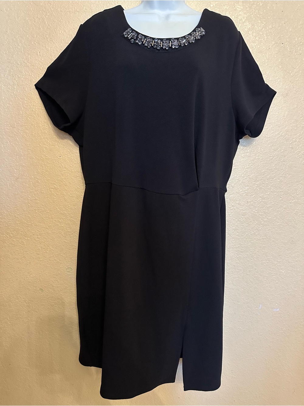 Jessica Simpson Plus Size 2X Black Mini Dress Front Slit with Jeweled Neckline